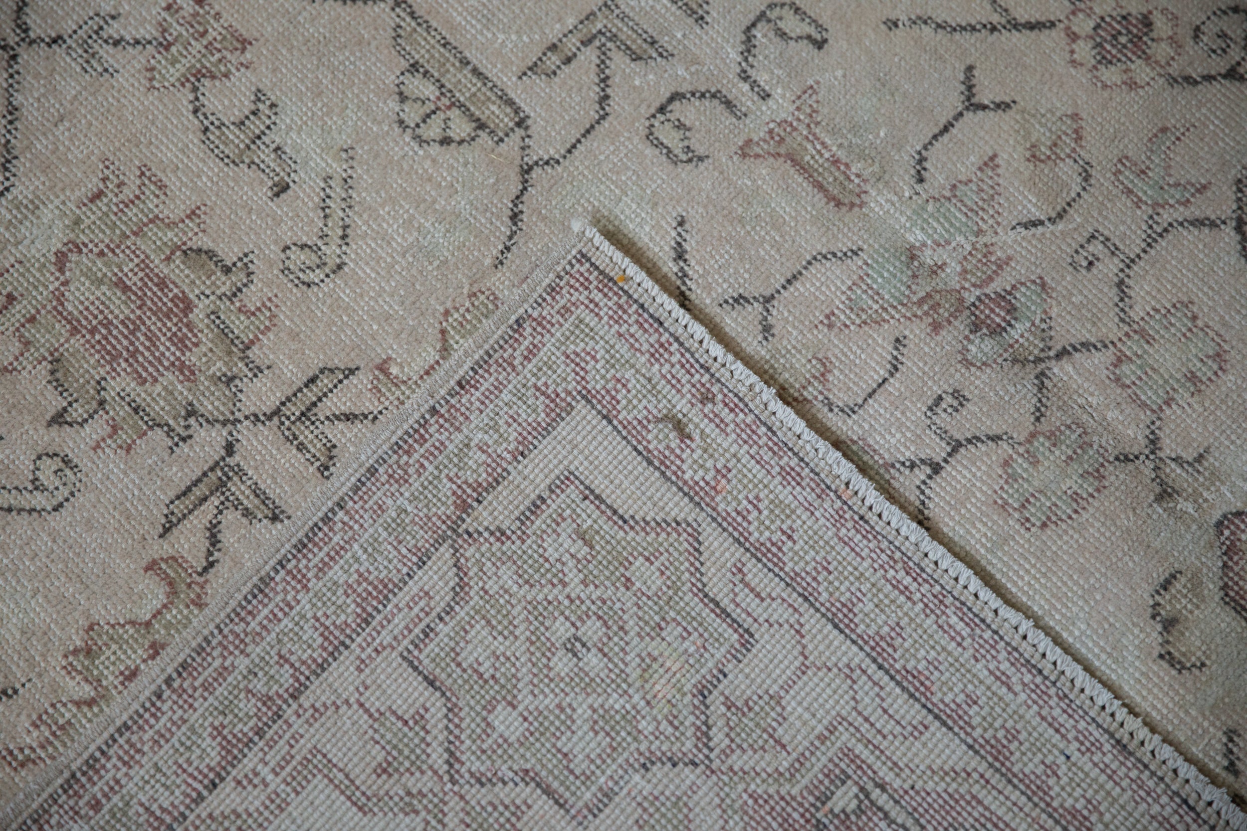 7x10.5 Vintage Distressed Oushak Carpet