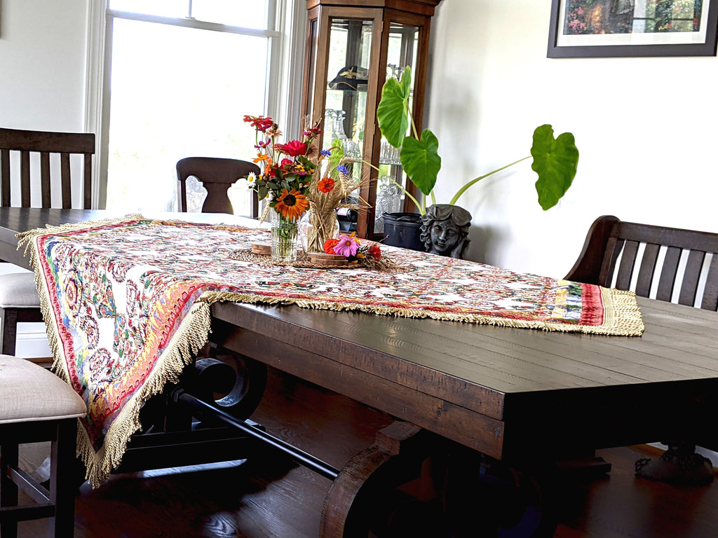 Tache Elegant Ivory Colorful Ornate Paisley Woven Tapestry Tablecloth (18193)