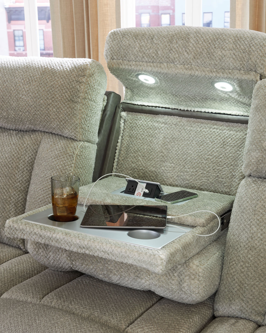 WhipLash - Power Reclining Sofa With Adj Headrest - Sisal