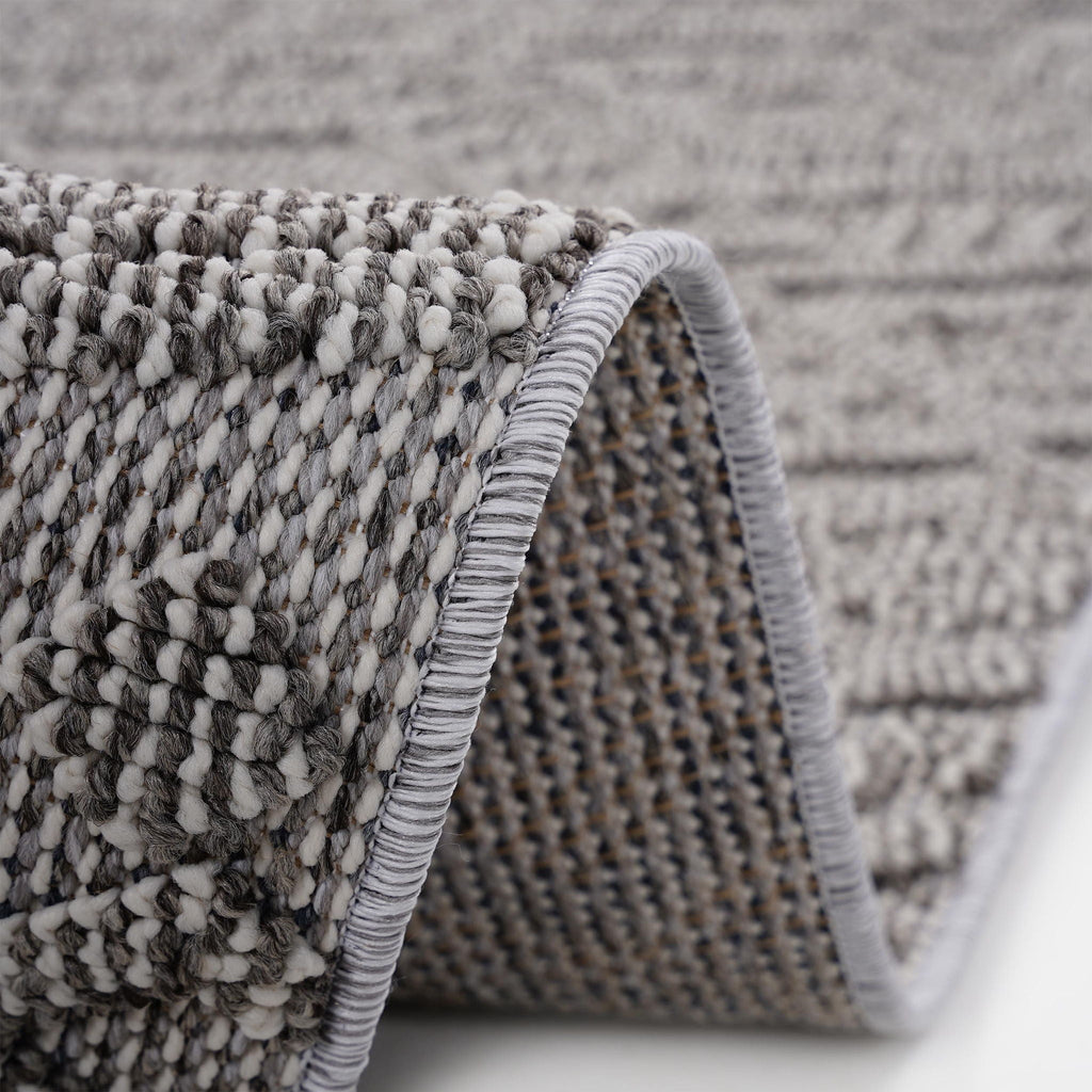 Guros - Traditional Indoor / Outdoor Rug