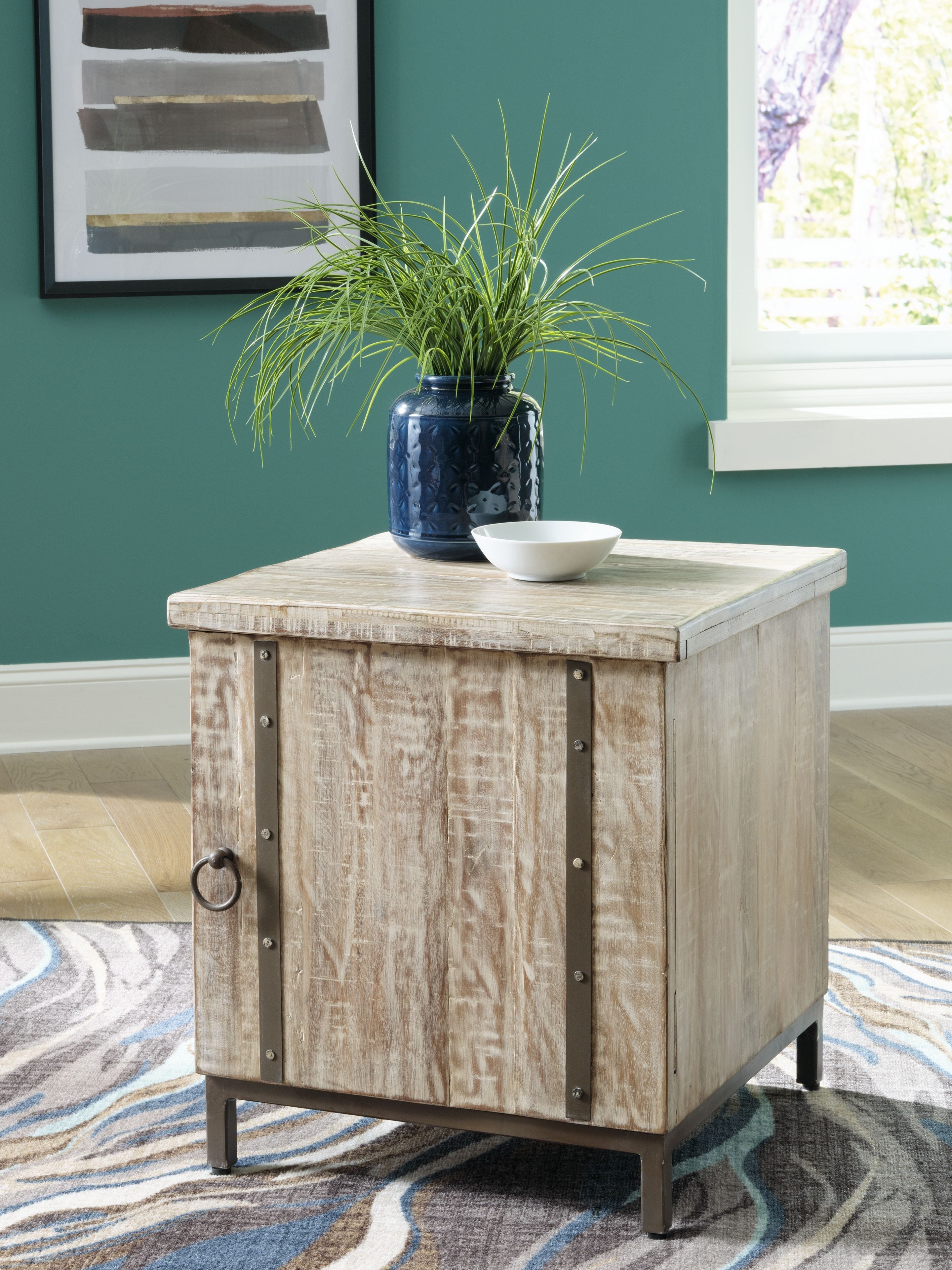 Laddford - Accent Cabinet - Shelf - Whitewash