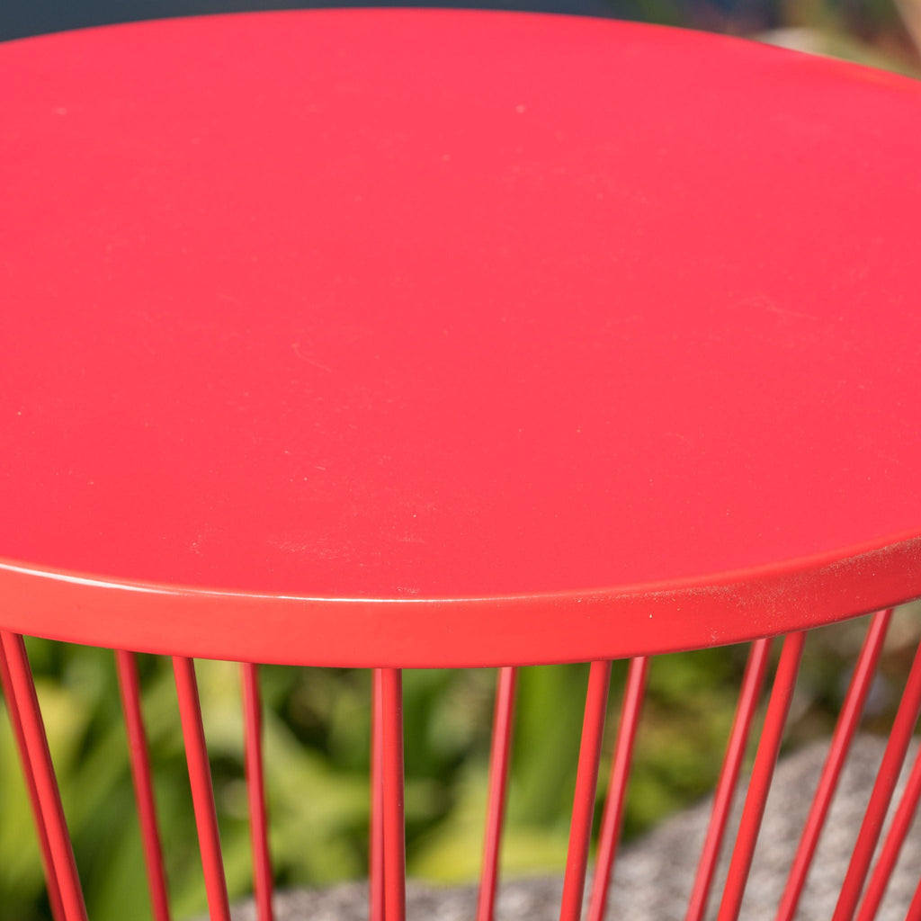 Lassen - Modern Outdoor Side Table With Hourglass Design