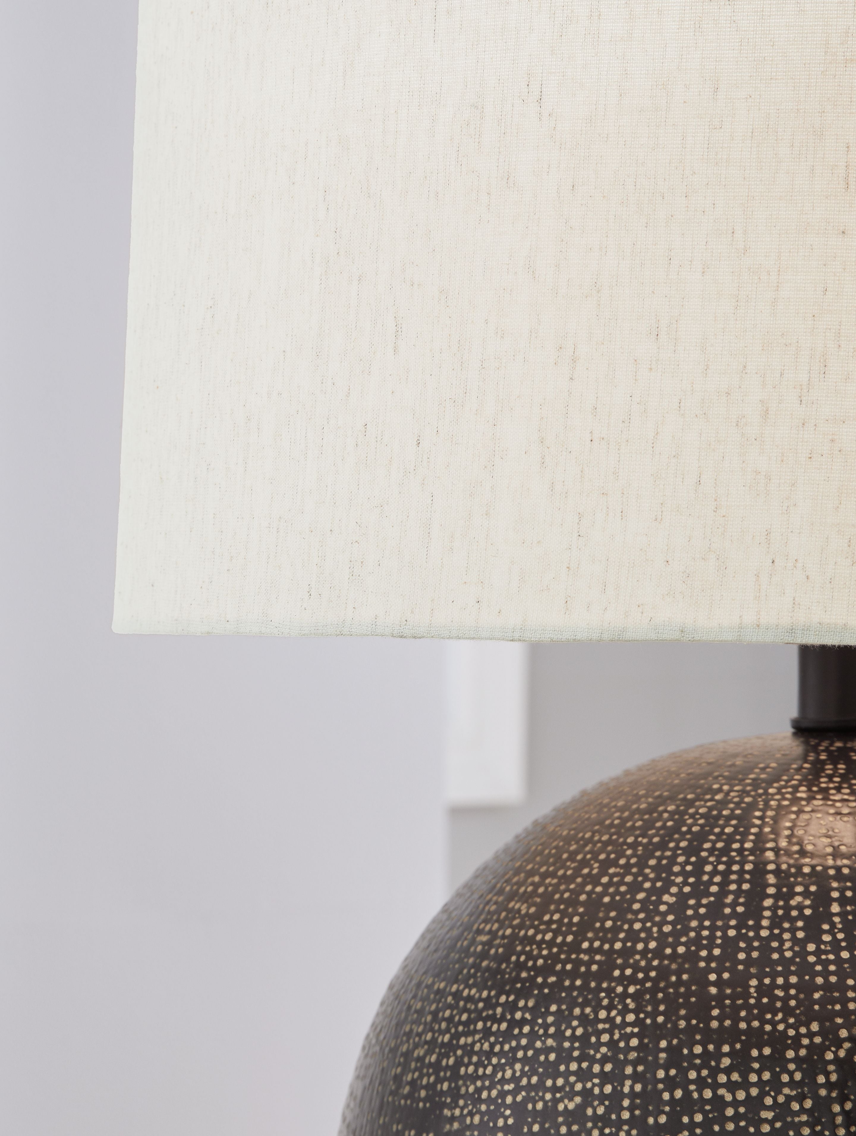Hambell - Metal Table Lamp - Black / Gold Finish