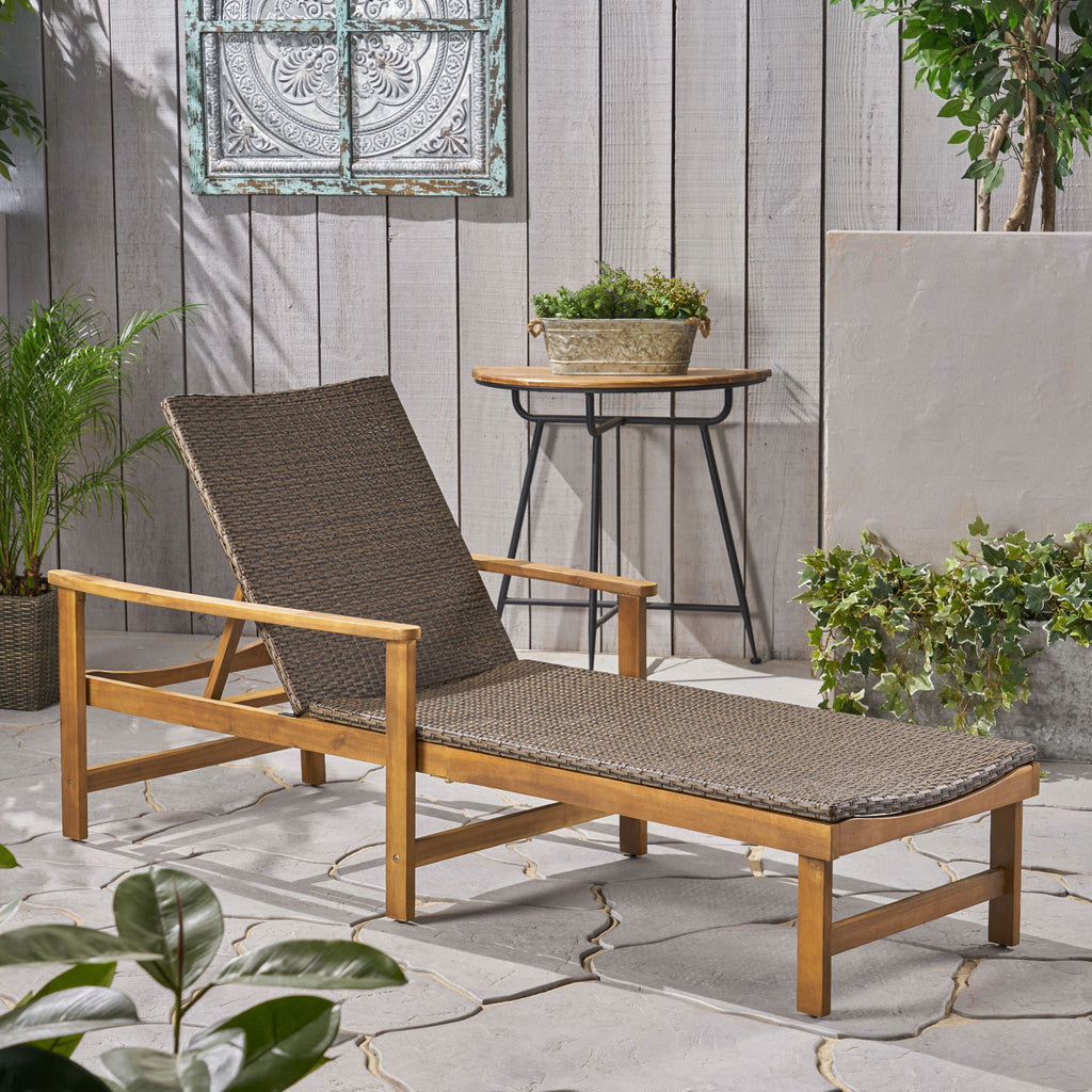 Hampton - Style Wood And Wicker Chaise Lounge With Adjustable Features And Natural - Natural