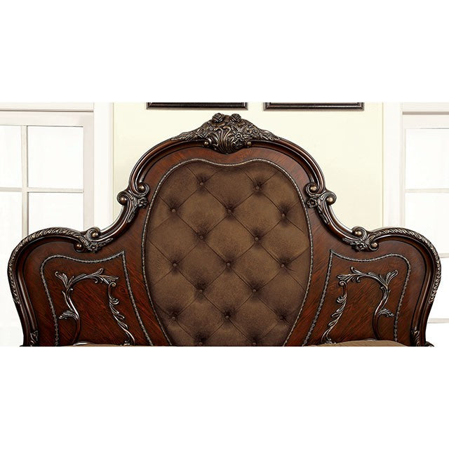Castlewood - Queen Bed