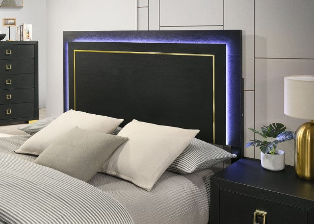 Latimer - 5 Pc Queen Bedroom Set