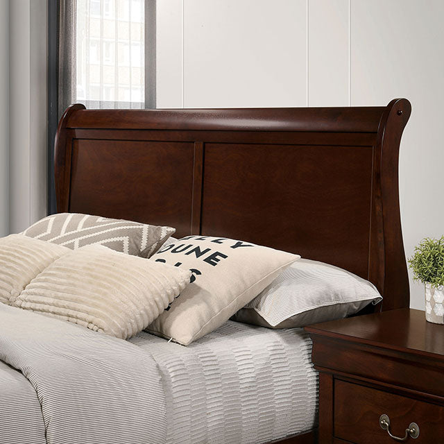 Louis Philippe - 4 Pc Queen Bedroom Set