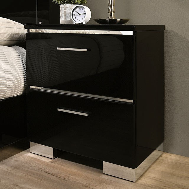 Carlie - 4 Pc Queen Bedroom Set