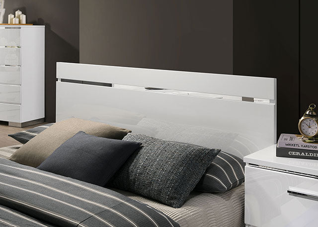 Erlach - 5 Pc Queen Bedroom Set