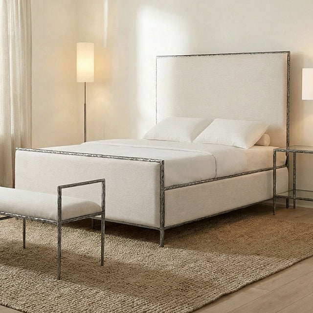 Valda - E.King Bed
